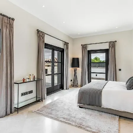 Superbo 5 Da Letto Finito Nel 2023 Holiday home Porto Cervo