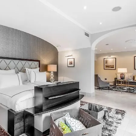 Superbo 5 Da Letto Finito Nel 2023 Holiday home